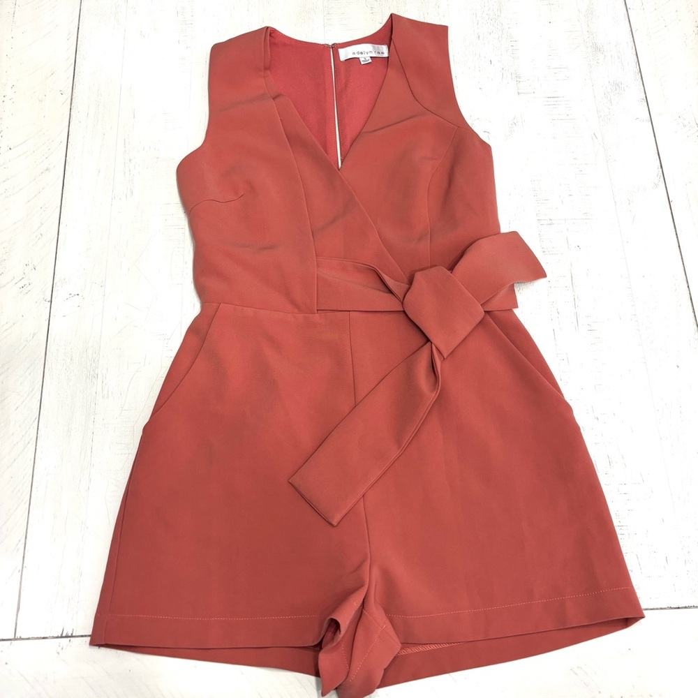Adelyn Rae Coral Romper Size S Elegant Preppy Style